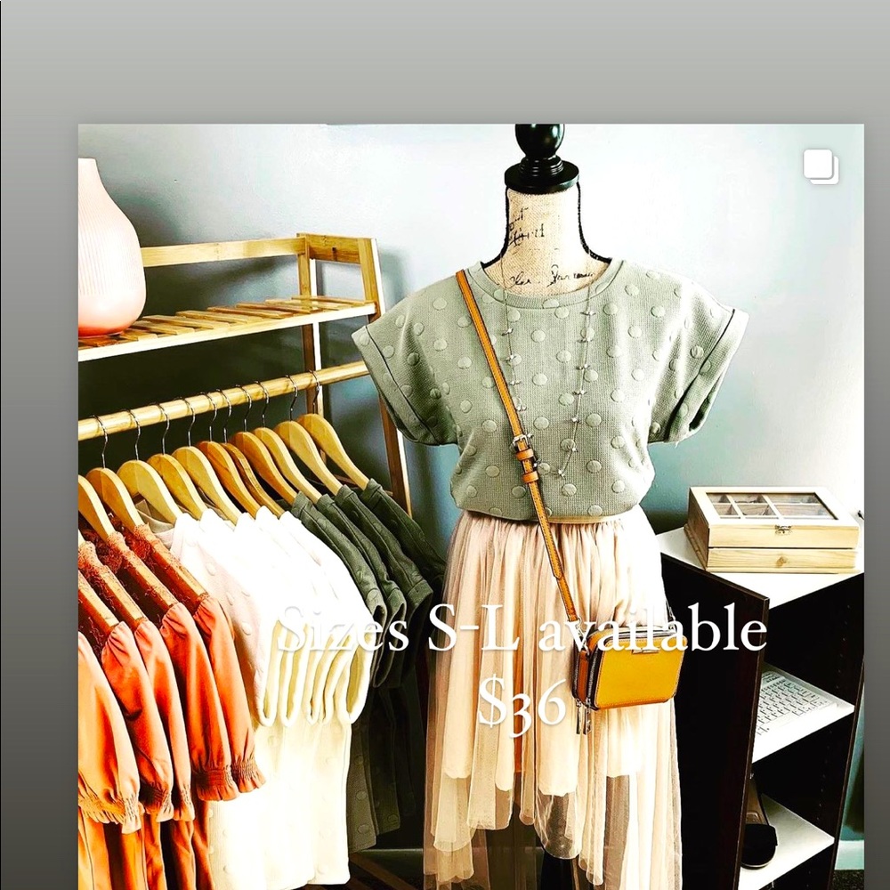 Blu pepper blouses with buttons